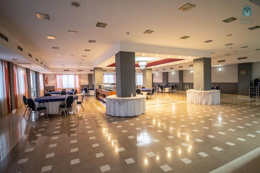 Hotel Ath Al Medina Wellness Ngoại thất bức ảnh
